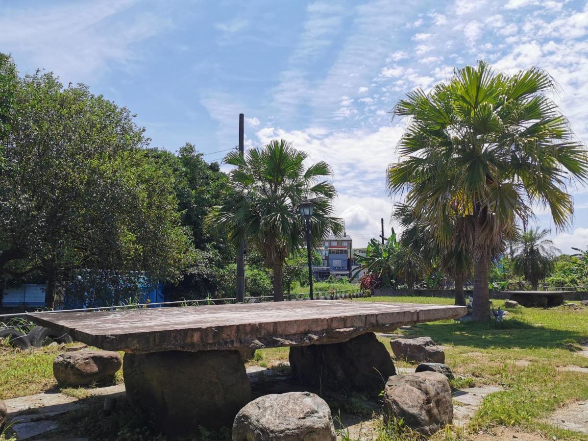 לינה וארוחת בוקר לודונג Yilan Beitou No.117 מראה חיצוני תמונה